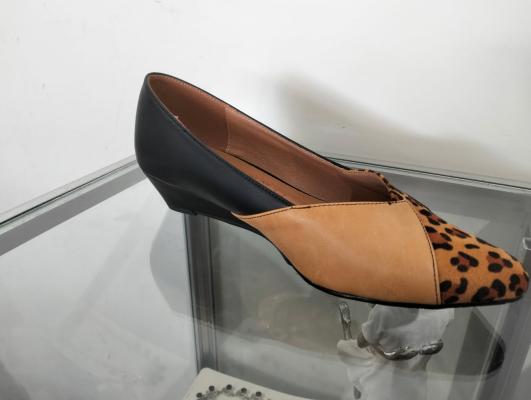 Peta Tri-Colour Flat Shoe